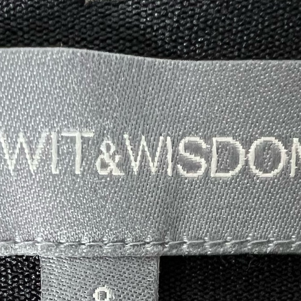 Wit & Wisdom Beige Cropped Ankle Pants EUC - Picture 3 of 5